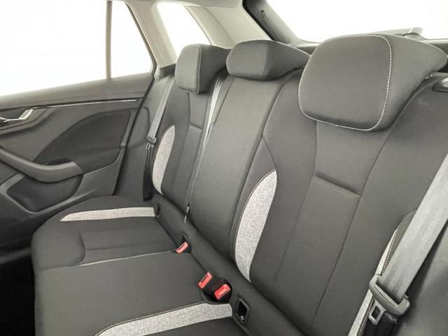 Skoda Kamiq Selection (Selection) 1.0 TSI 70 KW (95 PS) 5-Gang Schaltgetriebe 