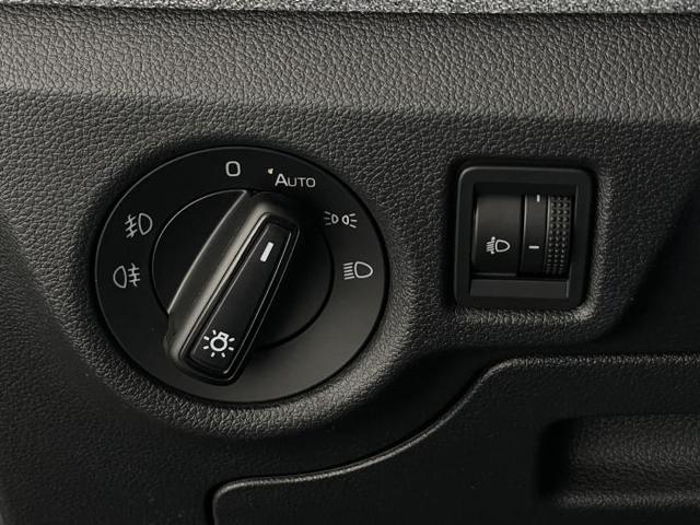 Skoda Kamiq Selection (Selection) 1.0 TSI 70 KW (95 PS) 5-Gang Schaltgetriebe 