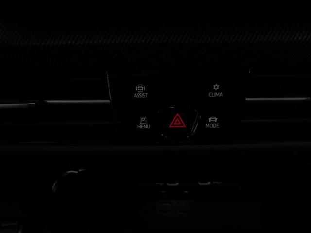 Volkswagen Golf GTI () 2.0 TSI 195kW (265 PS) 7-Gang DSG 