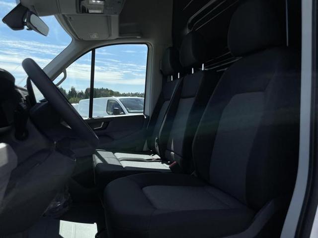 Volkswagen Crafter Kastenwagen Kasten 35 L3H3 2.0 TDI 103kW (140 PS) 6-Gang-Schaltgetriebe 