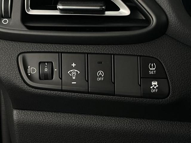 Hyundai i30 Kombi 1.0 T-GDI Advantage DCT *SHZ*KAM*LED* 