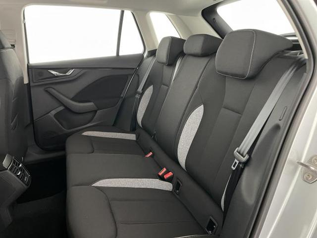 Skoda Kamiq Selection (Selection) 1.0 TSI 70 KW (95 PS) 5-Gang Schaltgetriebe 