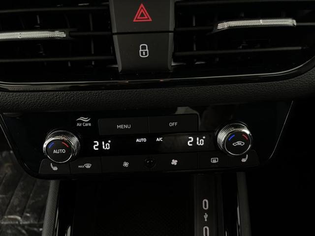 Skoda Kamiq Selection (Selection) 1.0 TSI 70 KW (95 PS) 5-Gang Schaltgetriebe 