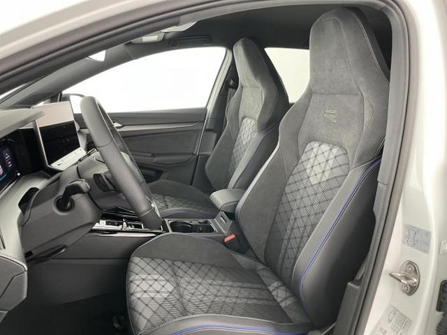 Volkswagen Golf R-Line Limousine (R-Line) 1.5 eTSI 110kW (150 PS) 7-Gang DSG 