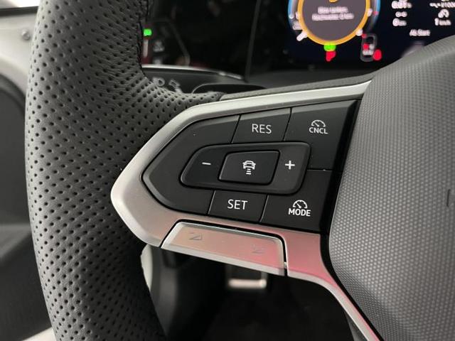 Volkswagen Golf R-Line Limousine (R-Line) 1.5 eTSI 110kW (150 PS) 7-Gang DSG 