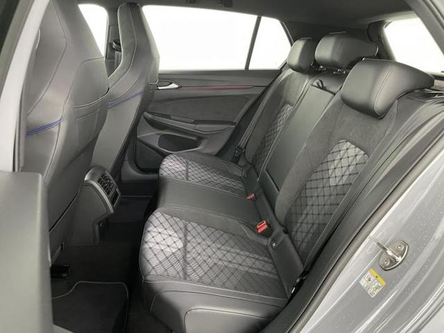 Volkswagen Golf R-Line Limousine (R-Line) 1.5 eTSI 110kW (150 PS) 7-Gang DSG 
