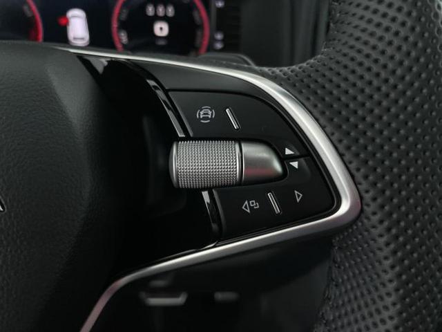 Skoda Karoq Sportline (Sportline) 1.5 TSI 110kW (150 PS) 7-Gang DSG 