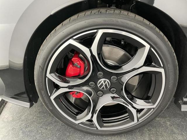 Volkswagen Golf GTI () 2.0 TSI 195kW (265 PS) 7-Gang DSG 