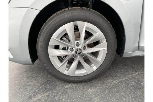 Skoda Octavia Combi Selection (Selection) 1.5 TSI mHEV 110kW (150 PS) 7-Gang-DSG 