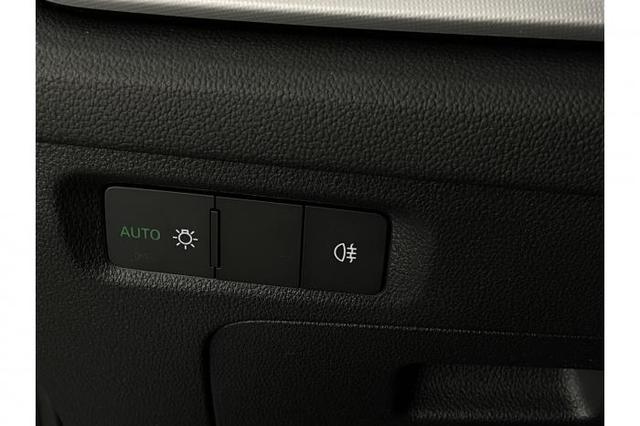 Skoda Octavia Combi Selection (Selection) 2.0 TDI 110kW (150 PS) 7-Gang-DSG 