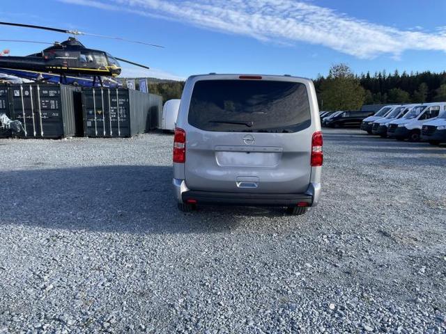 Opel Zafira XL Business 8-Sitzer (XL Business) 2.2 Diesel 132kW (180 PS) Automatik 8-Stufen 