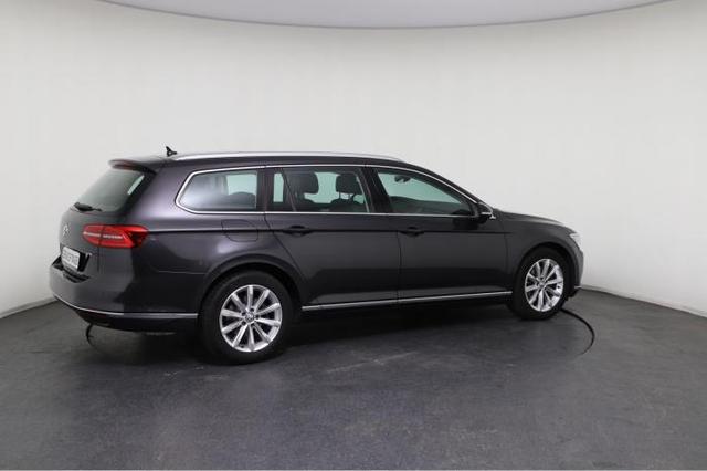 Volkswagen Passat Variant (Highline) 1.5 TSI Highline *NAVI*Leder*SHZ*PDC*Kamera* 