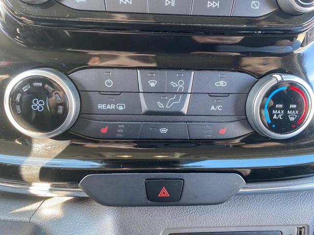 Ford Tourneo Custom L2 (320 L2) 320 Titanium 2.0 TDCi *NAVI*SHZ*PDC*SpurHA*Klima* 