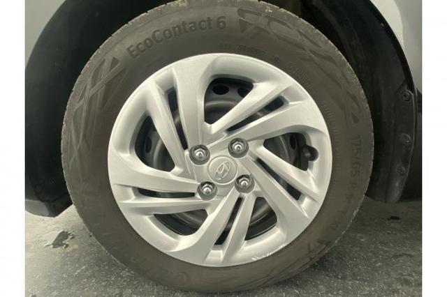 Hyundai i10 (Advanced) 1.0 MPI 49kW (67 PS) 5-Gang Schaltgetriebe 