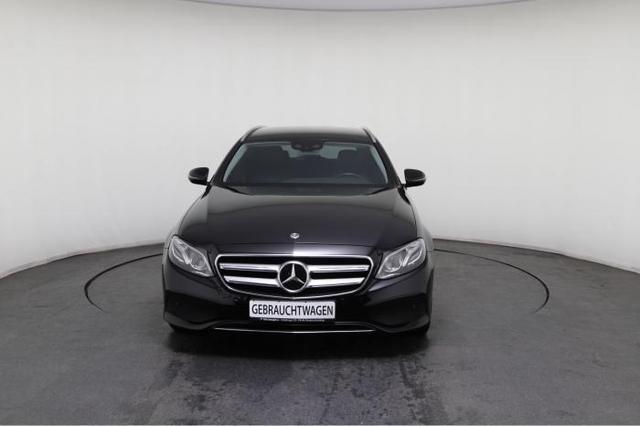 E-Klasse T-Modell AVANTGARDE (Avantgarde) E 220 d T *LED*SHZ*PDC*Kamera*Klima*WINTER* 
