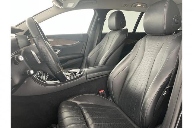 E-Klasse T-Modell AVANTGARDE (Avantgarde) E 220 d T *LED*SHZ*PDC*Kamera*Klima*WINTER* 