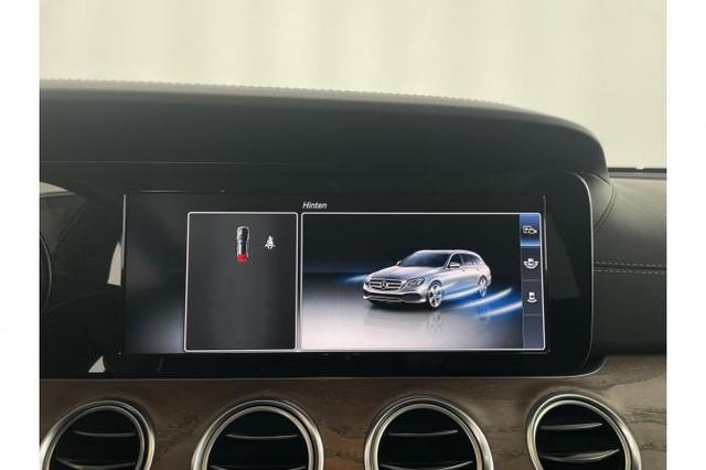 E-Klasse T-Modell AVANTGARDE (Avantgarde) E 220 d T *LED*SHZ*PDC*Kamera*Klima*WINTER* 