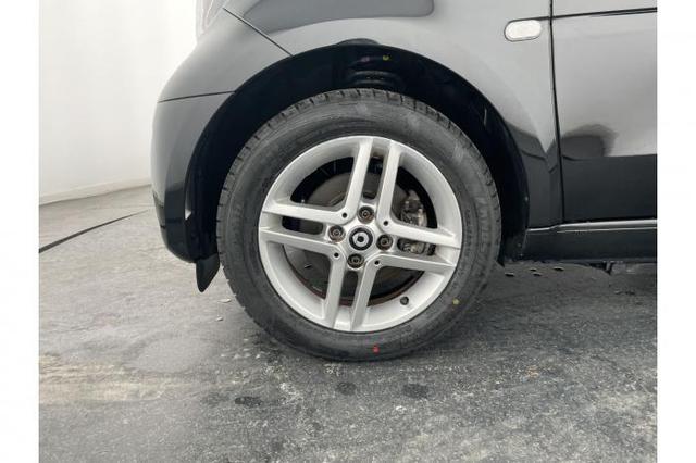 Smart fortwo Coupé electric Drive 60kW (82 PS) EQ 