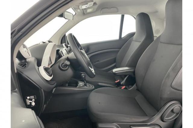 Smart fortwo Coupé electric Drive 60kW (82 PS) EQ 