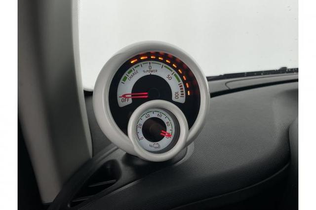 Smart fortwo Coupé electric Drive 60kW (82 PS) EQ 
