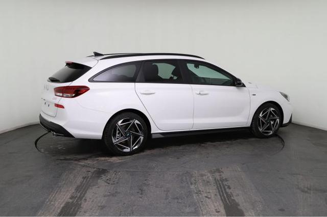 Hyundai i30 Kombi (N-Line) 1.5 T-GDI 103kW (140 PS) 7-Gang-DCT 
