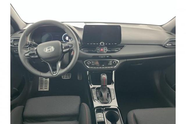 Hyundai i30 Kombi (N-Line) 1.5 T-GDI 103kW (140 PS) 7-Gang-DCT 