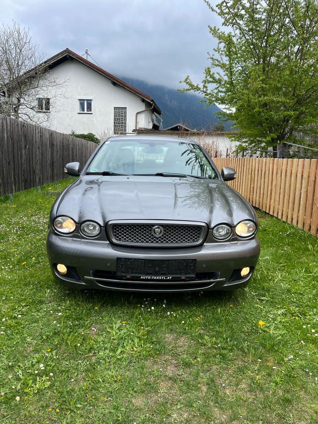 Jaguar X-Type 2.2 D Classic DPF Automatik - PRIVATVERKAUF 