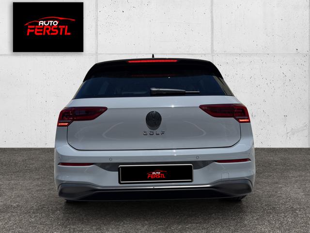 Volkswagen Golf Life VIII 1.0 TSI - GARANTIE/Sportfahrwerk/1.Bes./alle Services 