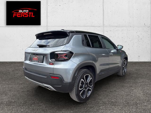 Jeep Avenger Summit Mild-Hybrid 1.2 e-DCT6 e-Mild-Hybrid 