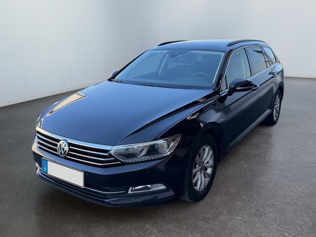 Volkswagen Passat Variant - 1.5 TSI Comfortline DSG AHK WINTERPAKET v. COCKPIT