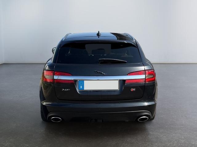 Jaguar XF Sportbrake 3.0 D V6 Vollausstattung 