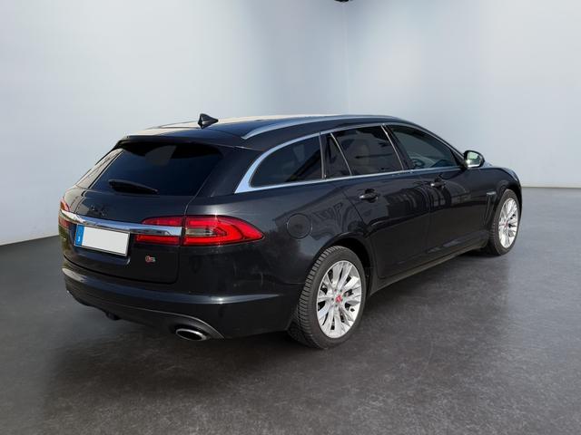 Jaguar XF Sportbrake 3.0 D V6 Vollausstattung 