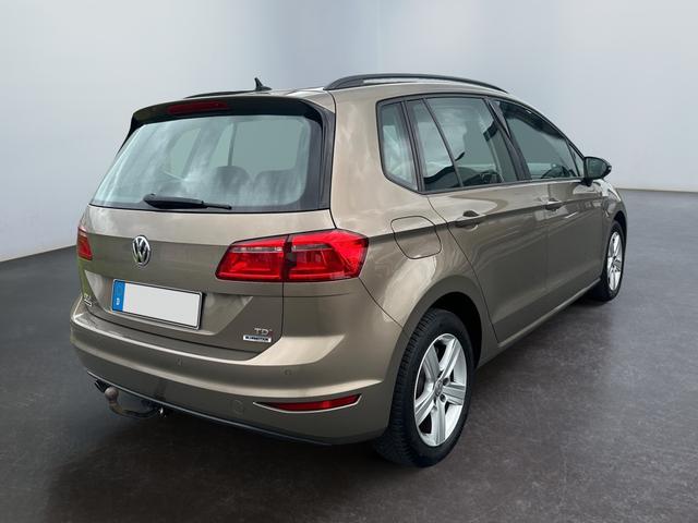 Volkswagen Golf Sportsvan VII 1.6 TDI Comfortline PDC Kamera Winterpaket AHK 