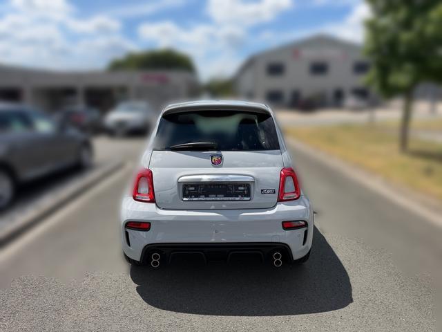 Abarth 500 1.4 T-Jet 16V 595 beats Audio 