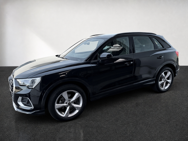 Audi Q3 35 1.5 TFSI S LINE Leder Kamera elektr. AHK Garantie 