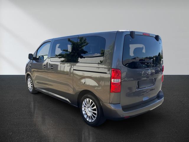 Toyota Proace Verso 2.0 D-4D L1 Team Deutschland AHK 