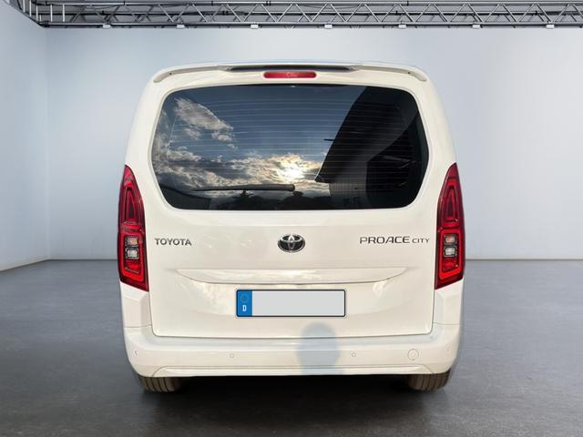 Toyota Proace City Verso 1.2 L2 Team D 7 Sitzer APP Connect PDC AHK 