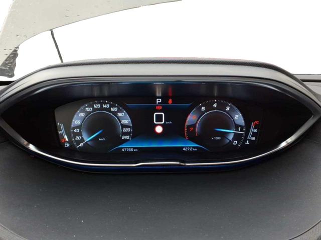 Peugeot 3008 1.2 PureTech 130 GT LINE NAVI LED FOCAL PANO MEMORY 
