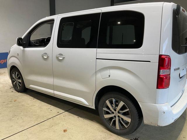 Toyota Proace Verso 2.0 D-4D compact Team D Garantie Sitzh. Navi 