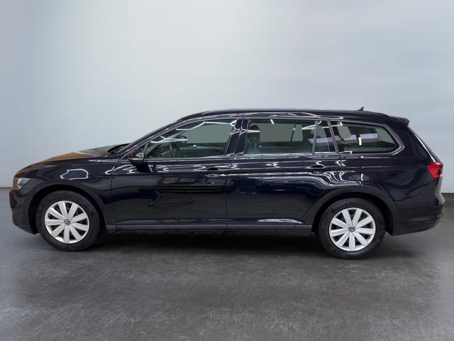 Volkswagen Passat Variant 1.5 TSI Business DSG AHK NAVI Sitzh. 