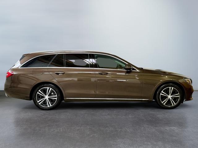 Mercedes-Benz E-Klasse E 200 T Avantgarde AHK schwenkbar Garantie Leder elektr. Sitze 