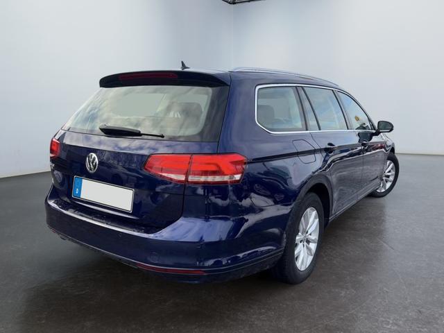 Volkswagen Passat Variant 1.5 TSI Comfortline DSG AHK Navi App Connect 