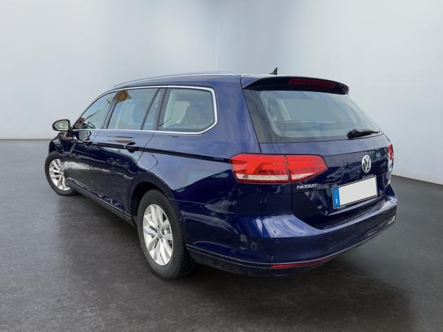 Volkswagen Passat Variant 1.5 TSI Comfortline DSG AHK Navi App Connect 