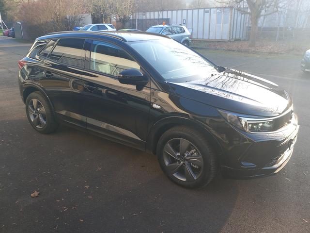 Opel Grandland GS 1.2 Turbo Line - NAVI -Shzg. 17" Alu 