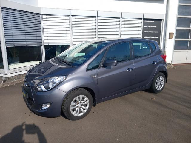 Hyundai ix20 - - Allwetter auf Alu Navi wenig Kilometer