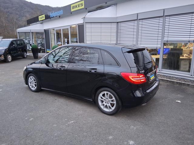 Mercedes-Benz B-Klasse B 180 1.Hand - scheckheftgepflegt 8 fach bereift 