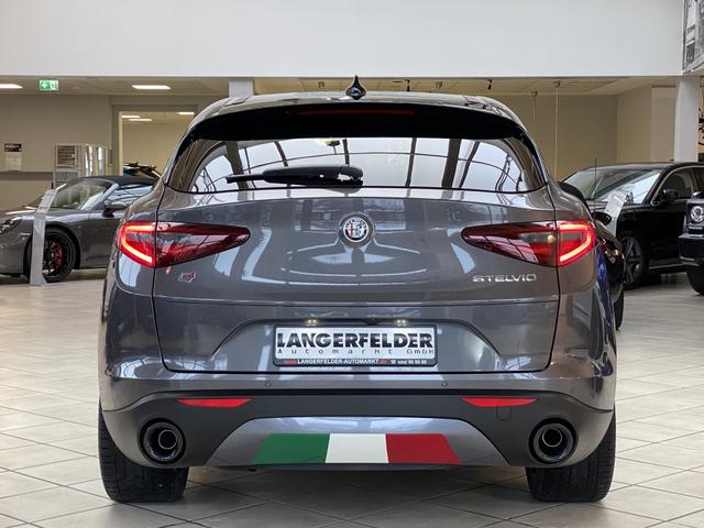 Alfa Romeo Stelvio 2.0 Turbo 16V Lusso Q4 OPF 