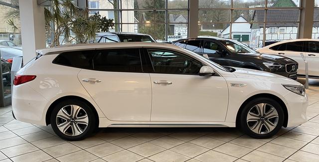 Kia Optima Sportswagon 2.0 Hybrid Spirit 