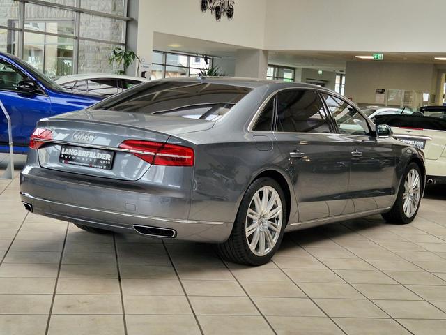 Audi A8 3.0 TDI clean diesel quattro Lang 