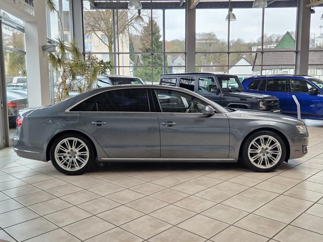 Audi A8 3.0 TDI clean diesel quattro Lang 
